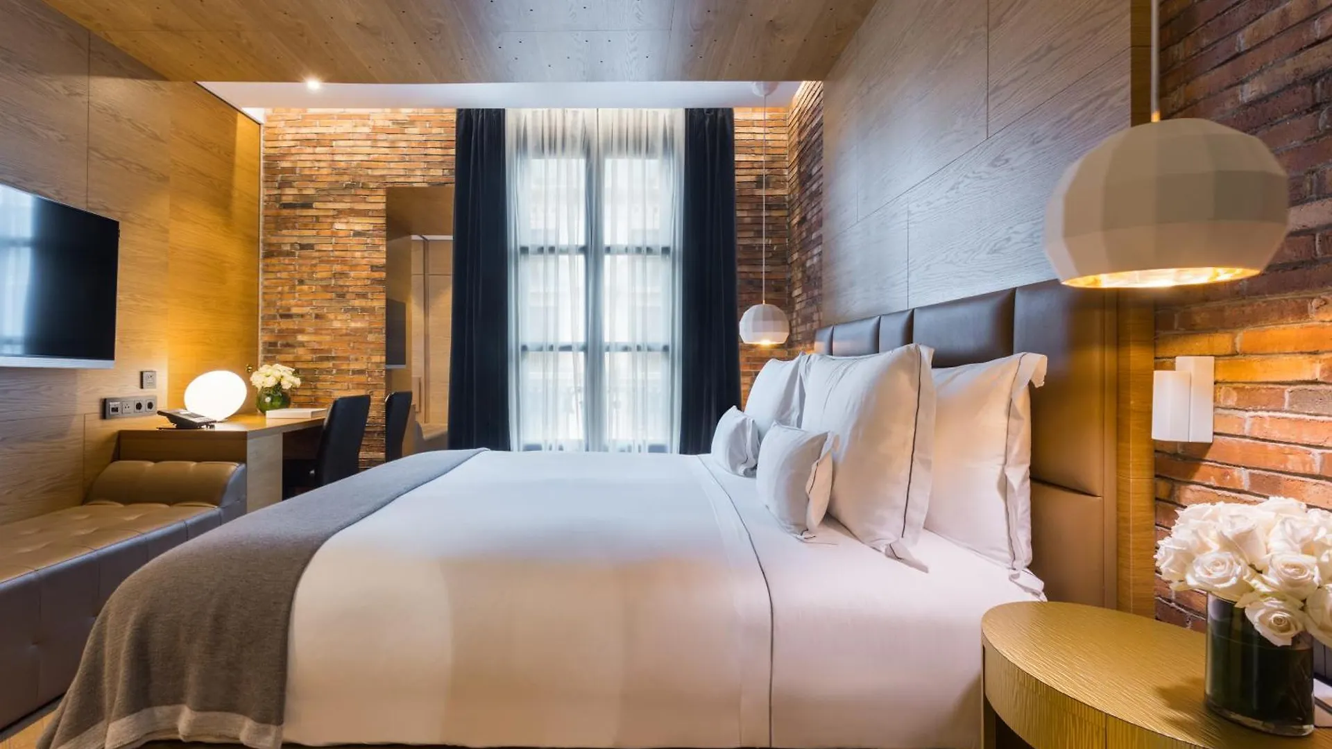 Monument Hotel Βαρκελώνη 5*,